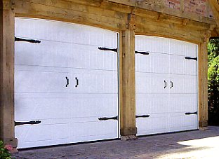 Picture of Hormann Style 405 timber garage doors in White